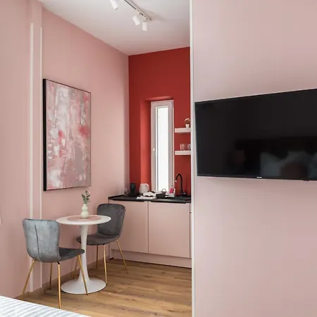 Center De Lux “ Zara “ شقة