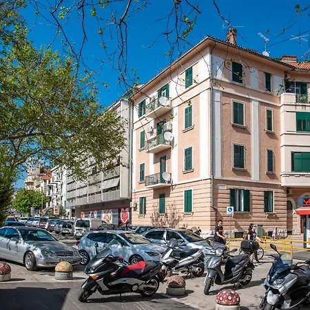 Center De Lux “ Zara “ * سبليت