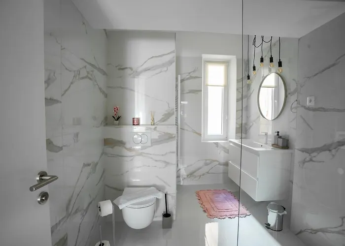 Center De Lux “ Zara “ Apartamento