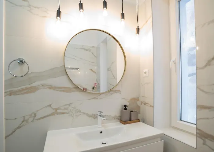 Center De Lux “ Zara “ Apartament Split