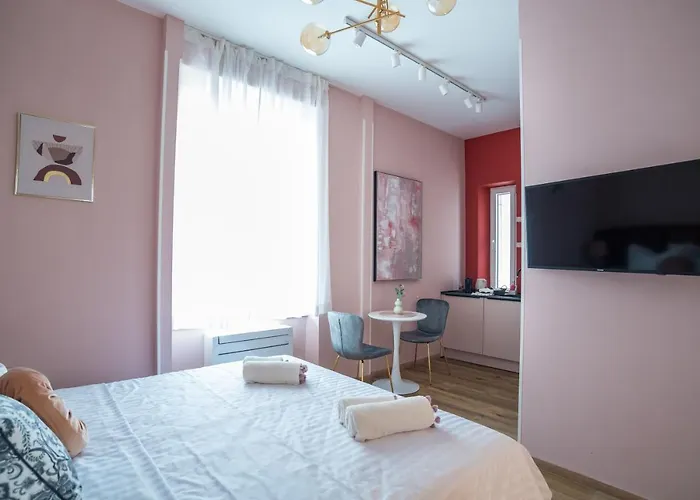 Center De Lux “ Zara “ * Сплит