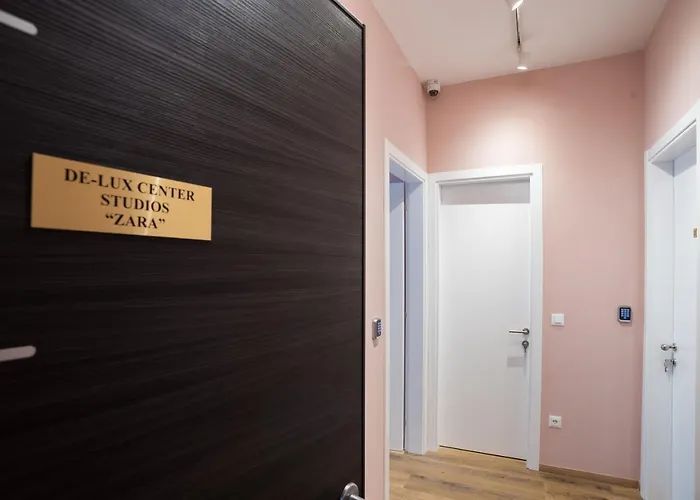 Center De Lux “ Zara “ Apartament