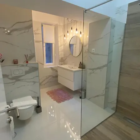 Center De Lux “ Zara “ Appartamento