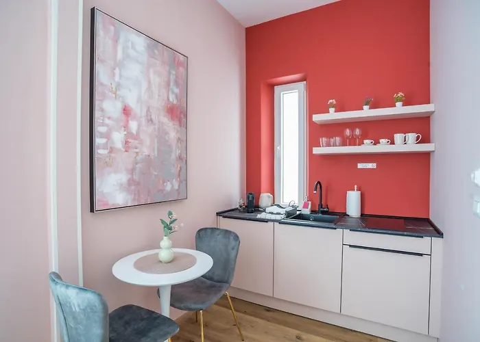 Apartman Center De Lux “ Zara “