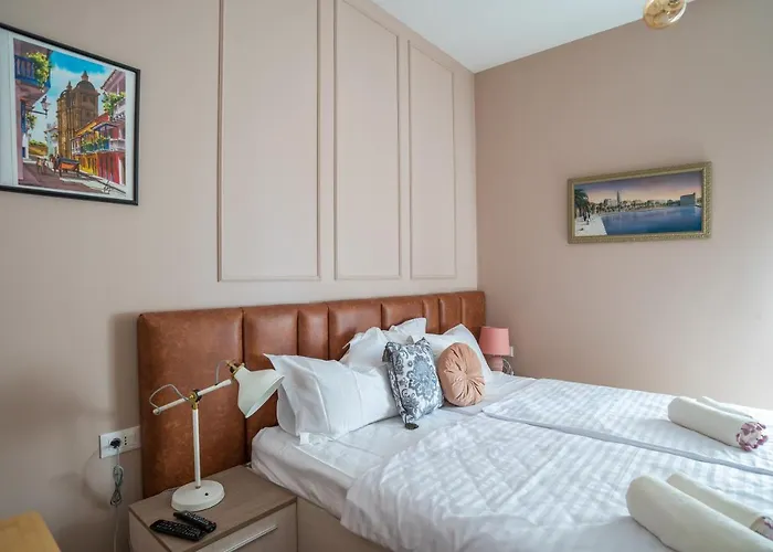 Center De Lux “ Zara “ Apartman *